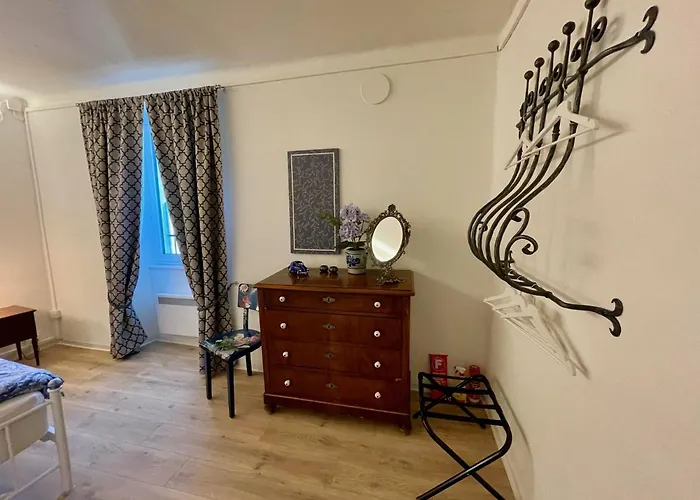 Pensión 1912 - Blue - Old Town